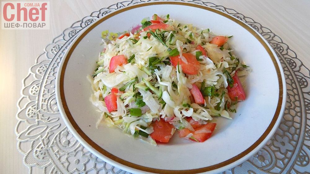 Простой салат из капусты с редисом