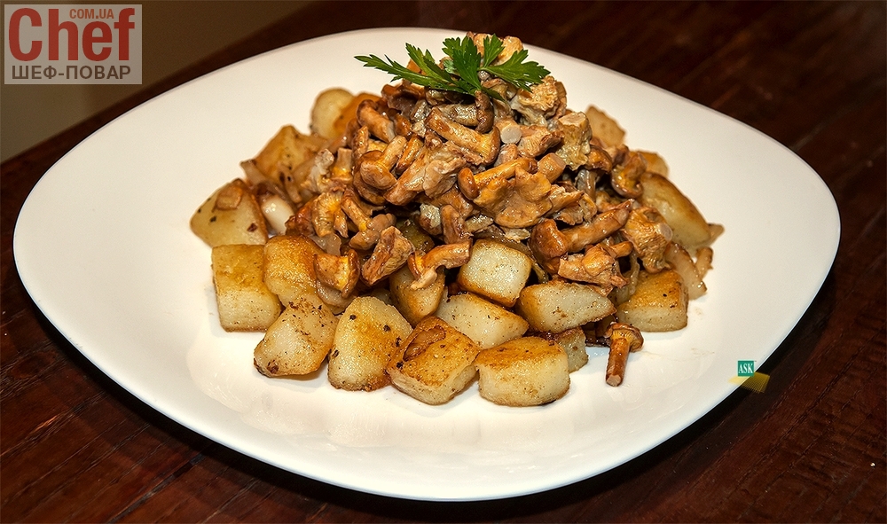 Картофель с лисичками в соусе Велюте (Velouté)