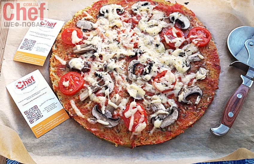 Картопляна піца з грибами і помідорами