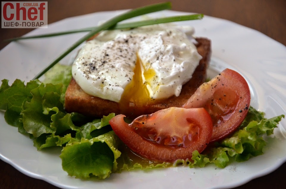 Летний салат с яйцом-пашот, пошаговый рецепт на 81 ккал, фото, ингредиенты - ЕленКА